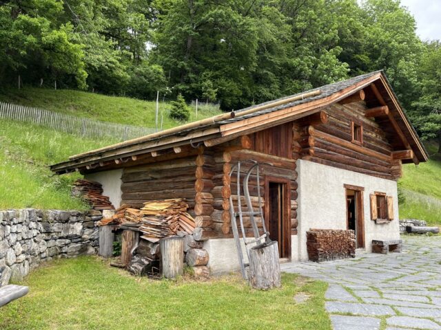 ハイジのアルムの山小屋