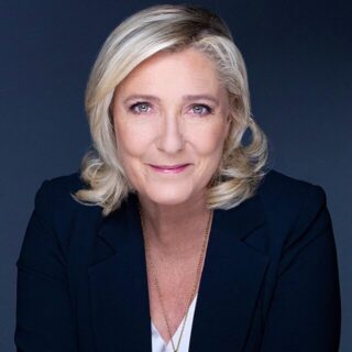 フランスで勢力を伸ばしているマリーヌ・ル・ペンの国民連合（RN）