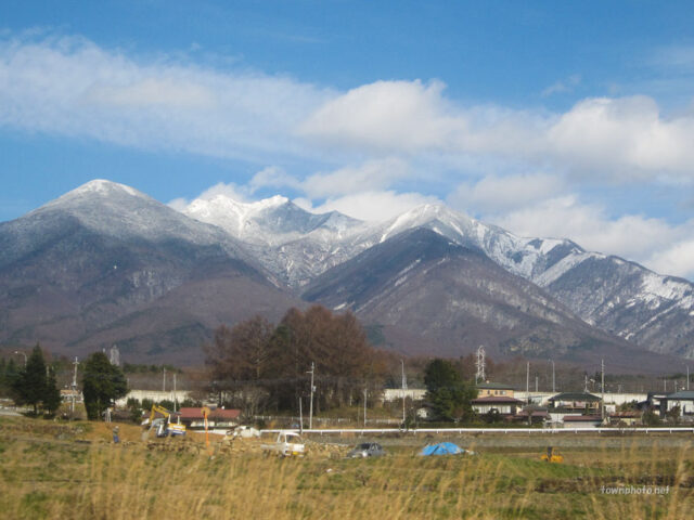 小渕沢付近から望む八ヶ岳（写真：townphoto.netより）
